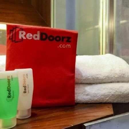 ג'קרטה Reddoorz Plus @ Karet Setiabudi מראה חיצוני תמונה