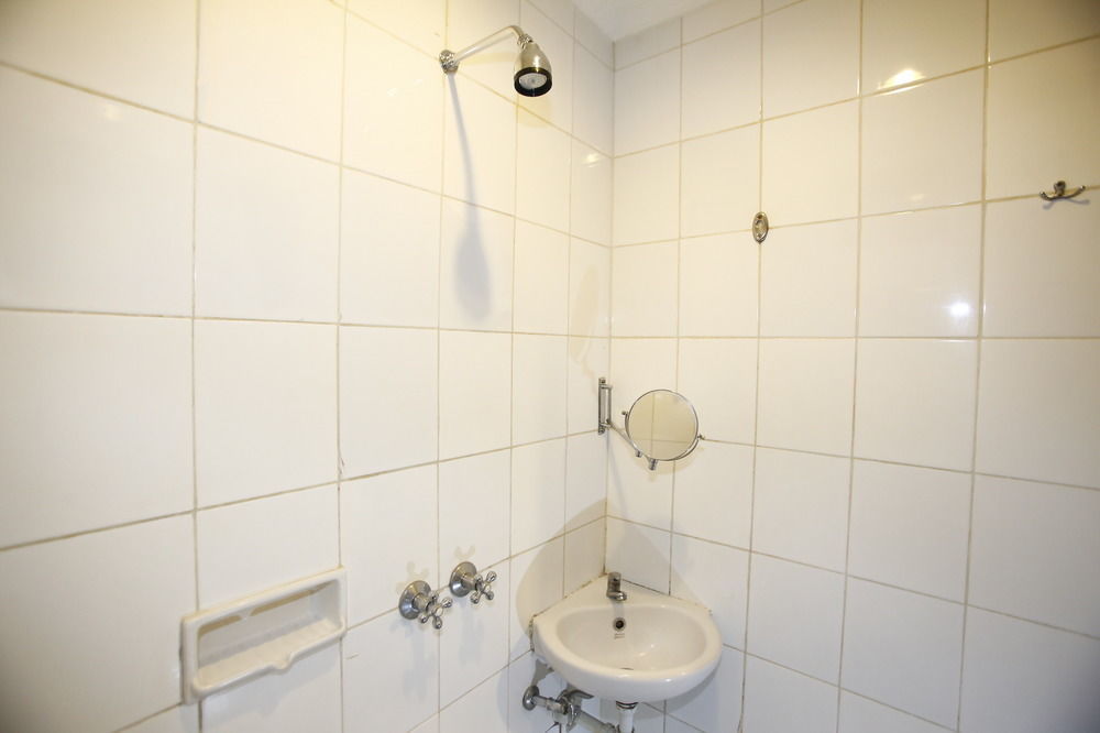 ג'קרטה Reddoorz Plus @ Karet Setiabudi מראה חיצוני תמונה
